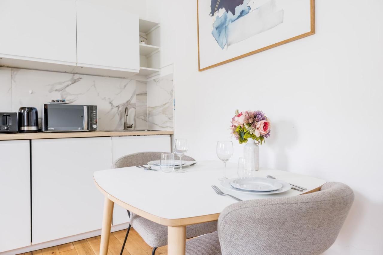 Cosy Apartment - 1Br-4P - Faubourg-Du-Roule Paris Bagian luar foto